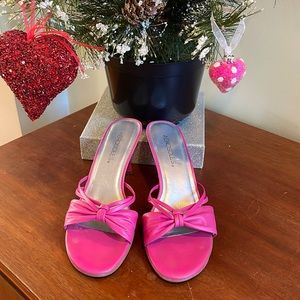 Bright Pink Aerosoles Strappy Sandals Size 6.5B with 2.5” heels